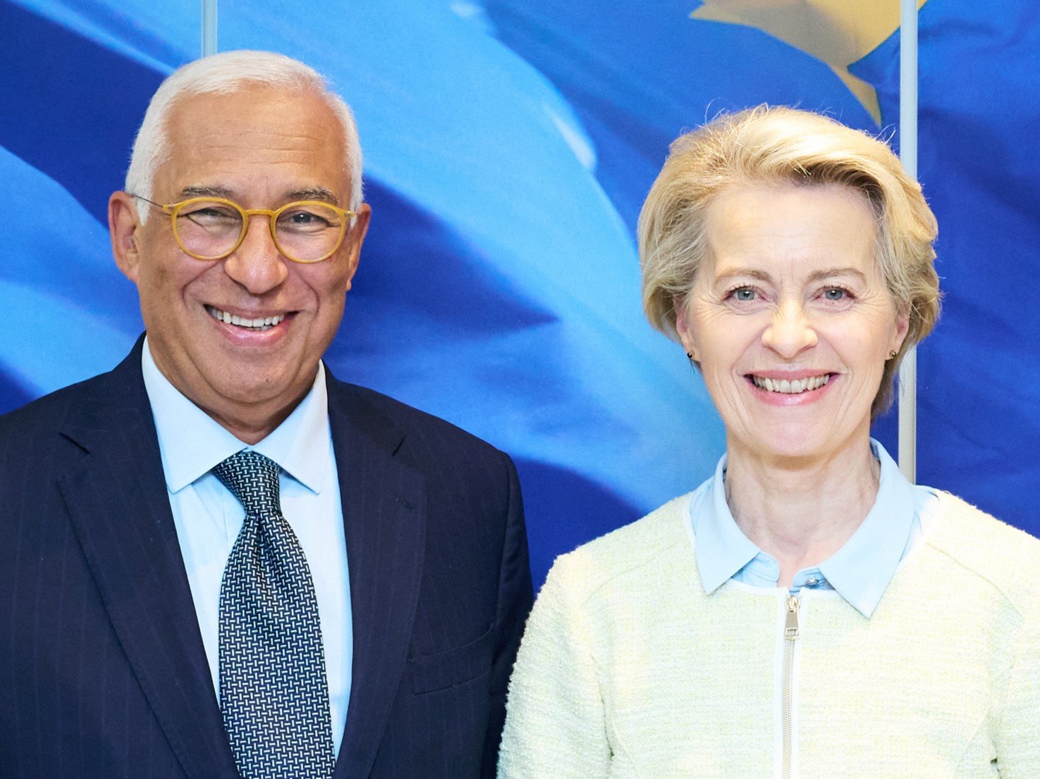 António Costa e Ursula von der Leyen em Bruxelas, em foto de arquivo de 12 de novembro de 2024; não é registro da cúpula atual em Montreal.