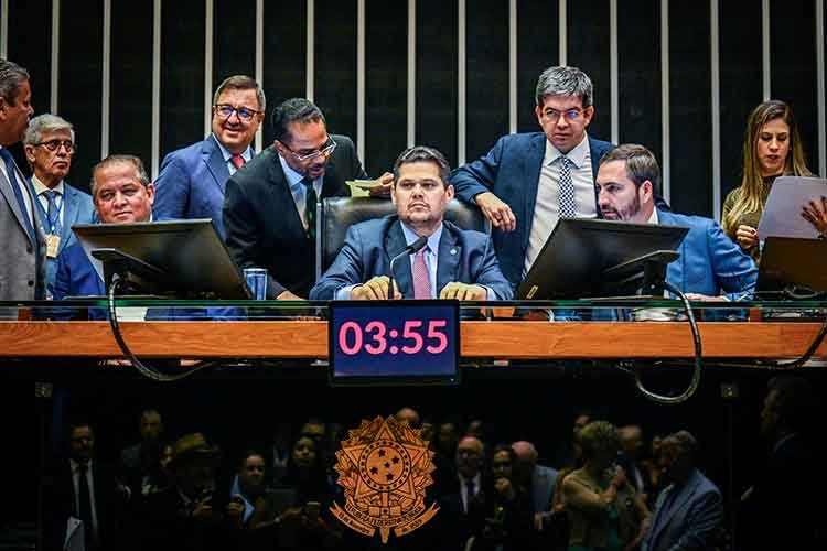 Davi Alcolumbre em foto de arquivo no plenário do Senado Federal.