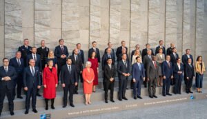 Ministros das Relações Exteriores em fotografia coletiva da Otan, em Bruxelas, em 3 de abril de 2025; imagem de arquivo.