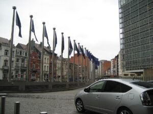 Bandeiras da União Europeia diante do edifício Berlaymont em janeiro de 2009; foto de arquivo.